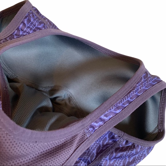 Nike DriFit Purple Active Sports Tank Built-in Bra - Picture 8 of 16